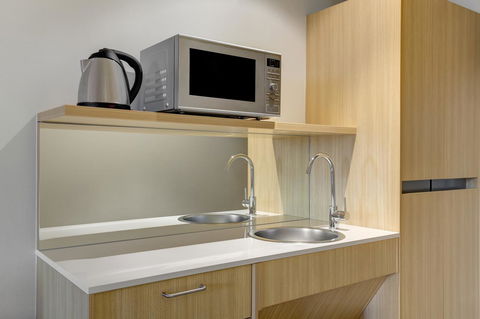 Ibis Styles Sydney Central - Rental Cars 11