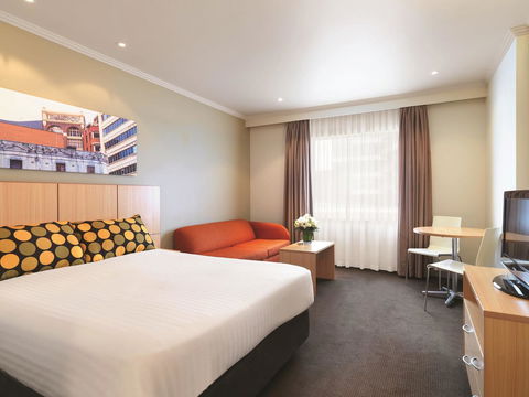 Ibis Styles Sydney Central - Rental Cars 9