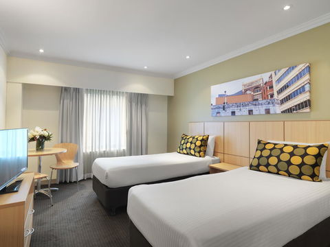 Ibis Styles Sydney Central - Rental Cars 3