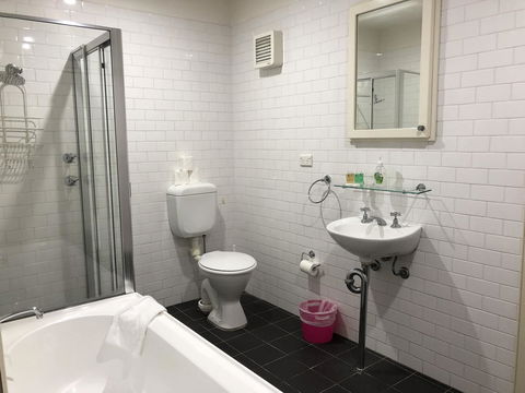 Sydney Harbour Bed And Breakfast - Rental Cars 30