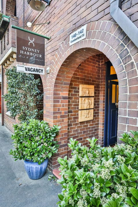 Sydney Harbour Bed And Breakfast - Rental Cars 29