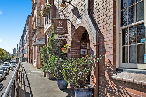 Sydney Harbour Bed And Breakfast - Rental Cars 0