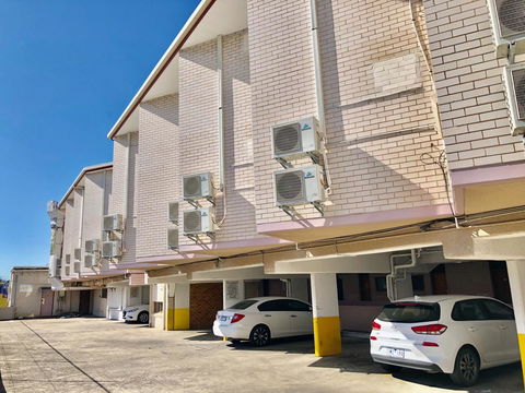 Marco Polo Motor Inn Sydney - Rental Cars 29