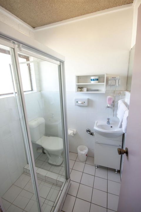 Marco Polo Motor Inn Sydney - Rental Cars 26