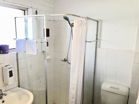 Marco Polo Motor Inn Sydney - Rental Cars 25