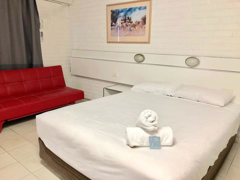Marco Polo Motor Inn Sydney - Rental Cars 7