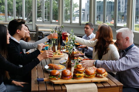 Crowne Plaza Sydney Airport, An IHG Hotel - Rental Cars 35