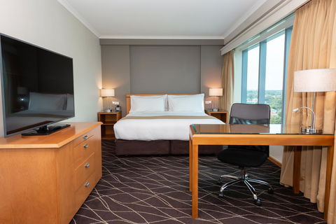 Crowne Plaza Sydney Airport, An IHG Hotel - Rental Cars 17