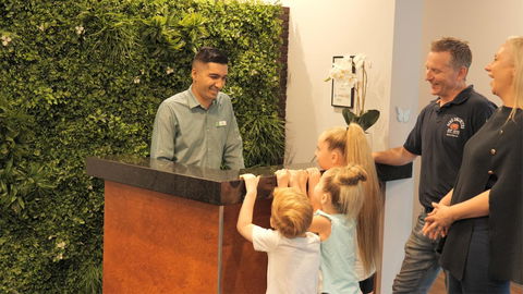 Crowne Plaza Sydney Airport, An IHG Hotel - Rental Cars 28
