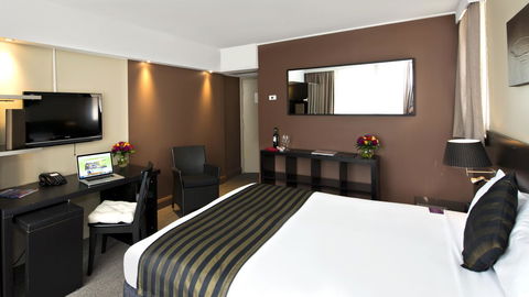 Park Regis City Centre - Rental Cars 11