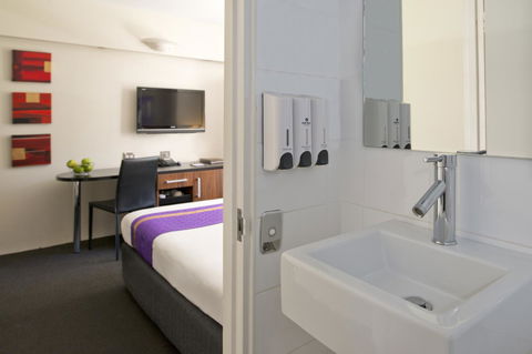 Park Regis City Centre - Rental Cars 4