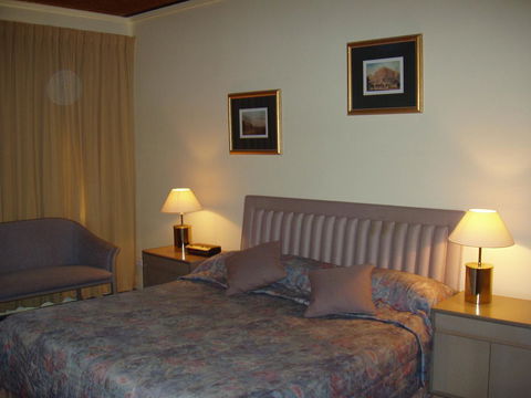 Temora Motel - Rental Cars 1