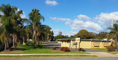 Temora Motel - Rental Cars 0