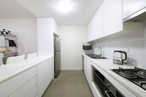 Sydney Apartment Close To Airport & CBD - Rental Cars 11