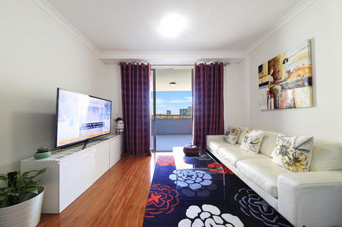 Sydney Apartment Close To Airport & CBD - Rental Cars 3