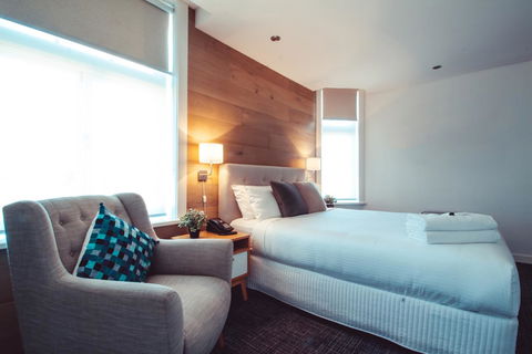 Crown Hotel Surry Hills - Rental Cars 12