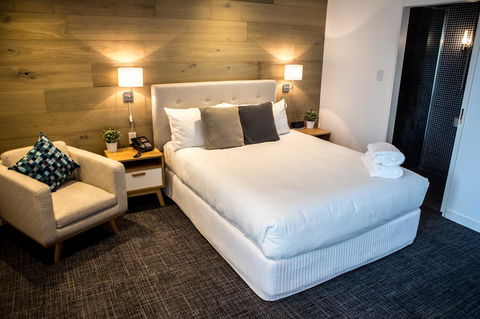 Crown Hotel Surry Hills - Rental Cars 22