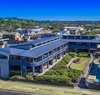 Lennox Holiday Apartments - Rental Cars