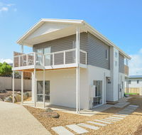 Boomer Beach Retreat - Pet-Friendly - WiFi - Rental Cars