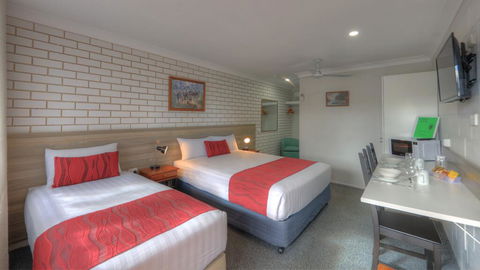 Boonah Motel - Rental Cars 2