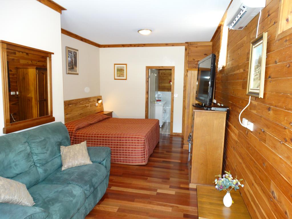 Cogra Bay NSW Rental Cars