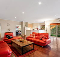 Bulla Hill Villas - Melbourne Airport - Rental Cars