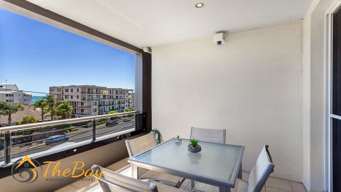Carrington No.4 - Nelson Bay CBD - Rental Cars 3