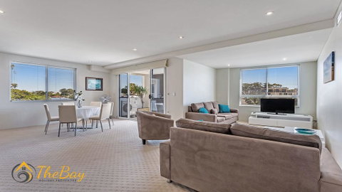 Carrington No.4 - Nelson Bay CBD - Rental Cars 0