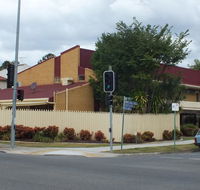 Central Motel Ipswich - Rental Cars