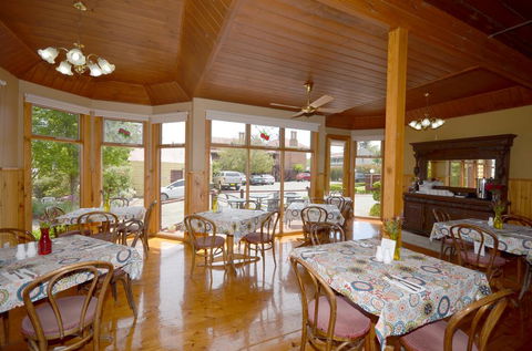 Central Springs Inn - Rental Cars 2
