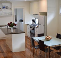 Champagne Stays Apartment - Rental Cars