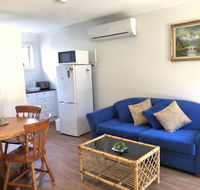 Charlie sweet home at Mornington Peninsula - Rental Cars