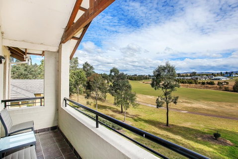 Chateau Shiraz - Rental Cars 0