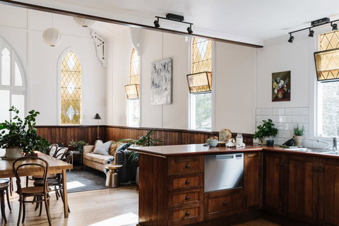 Church Conversion, Private Garden, Family Escape - Rental Cars 2