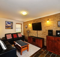 Close To The Main Surf Beach - Rental Cars