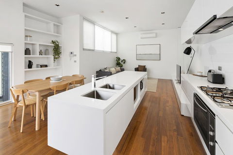 Cogens Two Bedroom Townhouse - Rental Cars 3