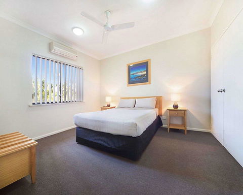 Comfort Inn & Suites Karratha - Rental Cars 1