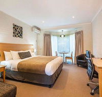 Comfort Inn Coach  Bushmans - Rental Cars