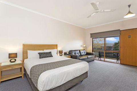 Comfort Inn Lady Augusta - Rental Cars 3