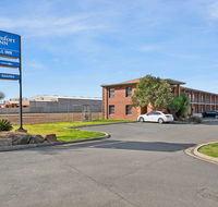 Comfort Inn Peppermill - Rental Cars