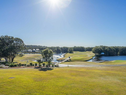 Condo 108 @ Horizons Resort & Golf, Stunning Course + Lake Views - Rental Cars 3
