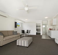 Cooroy Luxury Motel Apartments - Rental Cars