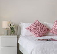 Cosy 3BR Penthouse close to Westfield and Train - Rental Cars