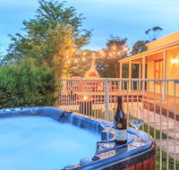 Country House Retreat - Rental Cars