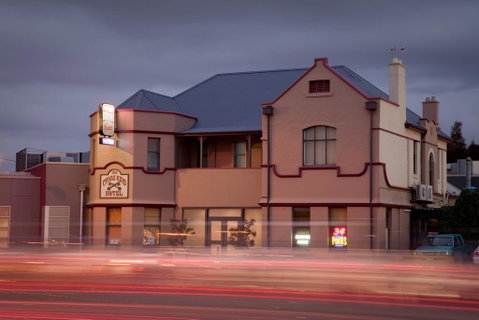 Cross Keys Hotel - Rental Cars 0