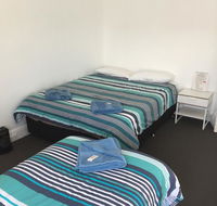 Crown Inn Hotel - Rental Cars