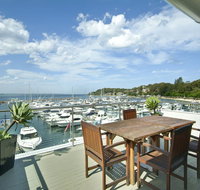 Crows Nest - Rental Cars