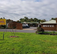 Dunolly Golden Triangle Motel - Rental Cars