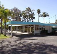 Eden Nimo Motel - Rental Cars