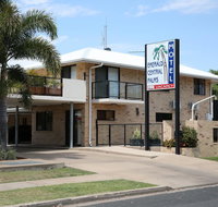 Emerald Central Palms Motel - Rental Cars